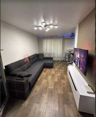 Продам 2 комнатную квартиру, Правый берег, Ремонт, мебель - фото 1