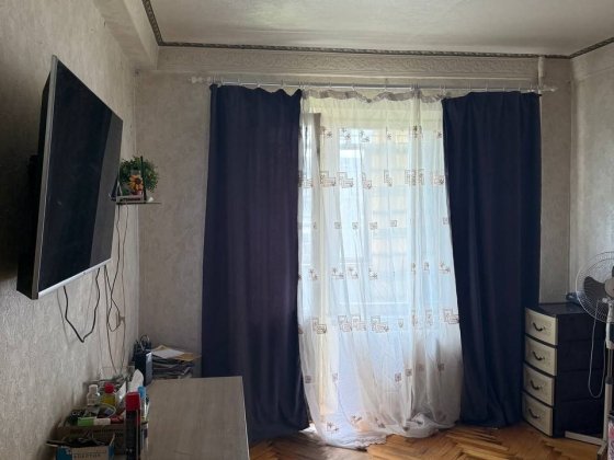 Продам 2х комнатную кв ,  Малого рынка ,ул. Школьная