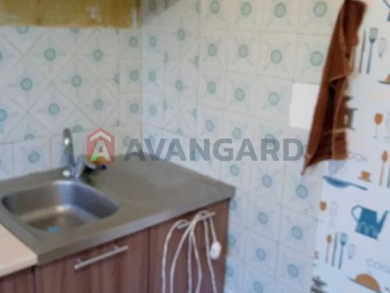Продам 2-х кімнатну квартиру покращеного планування.