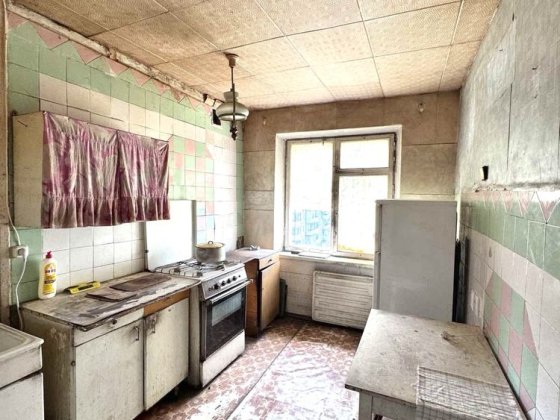 Продается 3 ком квартира в Днепровском р-не по ул Портовая Запоріжжя