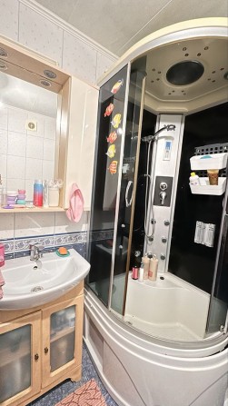 Продам 1 кімн. кв. Жадова, ремонт мебелі техніка - фото 1