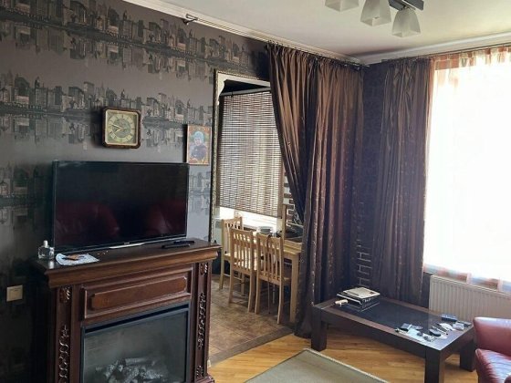 2-кімнатна квартира з якісним євроремонтом у Центрі міста