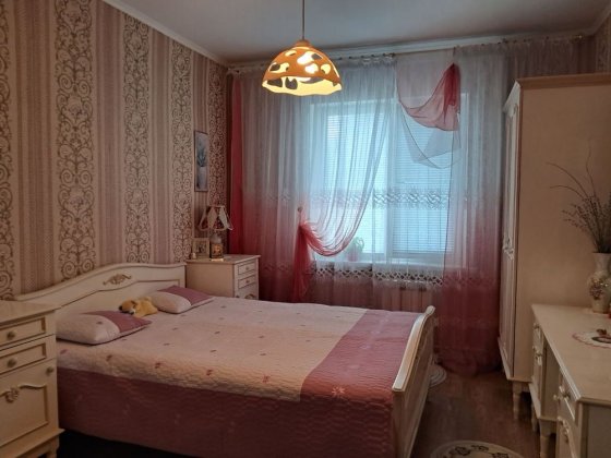 Продам Квартиру 2 кімнатну . Місто Запоріжжя, Вулиця Вороніна 19 / 2 поверх. Все залишається в кварт Запорожье