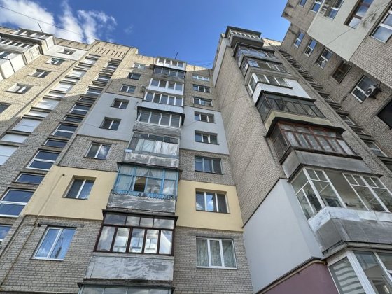 Продаж 4 кімнатної квартири ближня Київська
