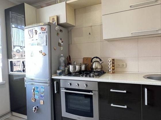 Продаж 2 кім на Попова Кропивницький