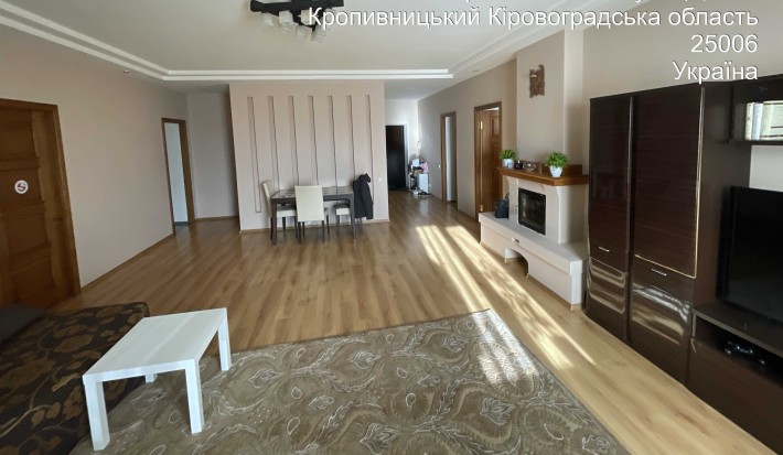 Продаж 3-х кім. квартири в центрі Кропивницького від власника! - фото 1