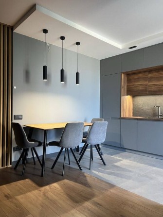 У продажу ​елегантна 2к квартира з авторським дизайном у ЖК River Park - фото 1