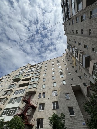 Продаж 1-к квартири в р-ні Словʼянка - фото 1