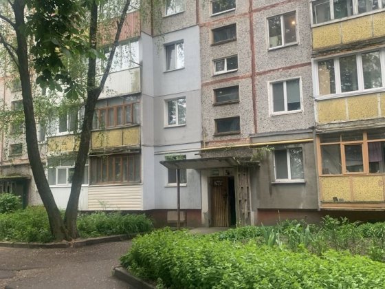 Продам 2-х кім кв на другому поверсі Житомир