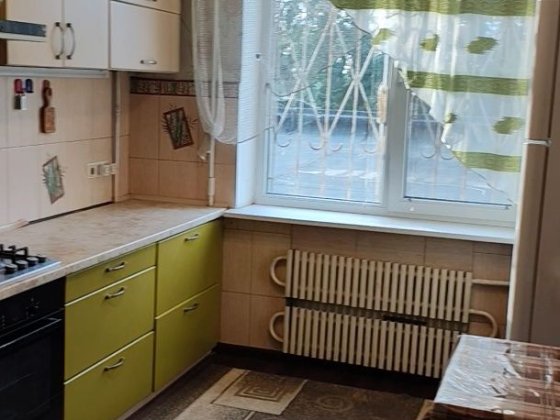 Продам 4-х комнатную квартиру