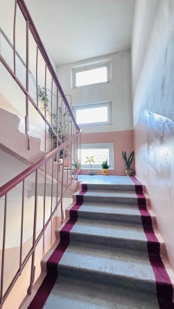 Продаж 2 кімнатної квартири у тихому центрі. - фото 1