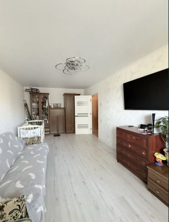 Продам 2 кімнатну квартиру - фото 1