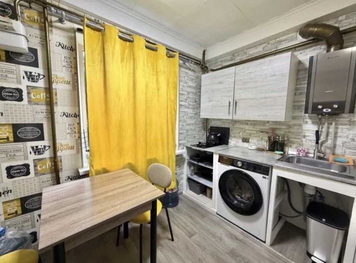 Продам 1 кімнатну квартиру м. Запоріжжя по вул. Перемоги ( 5 лікарня) - фото 1
