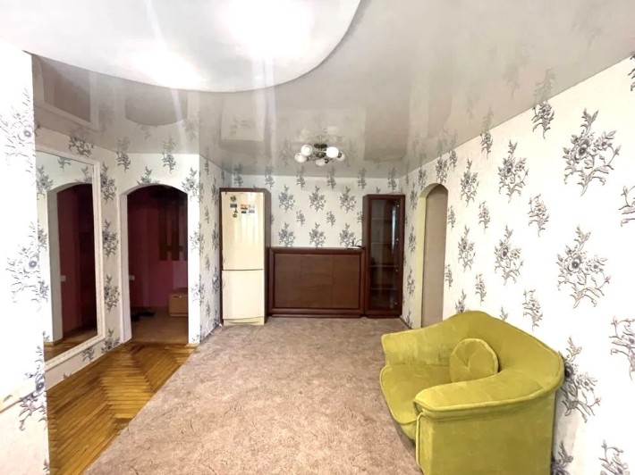 Продам 3-кімнатну  квартиру - фото 1