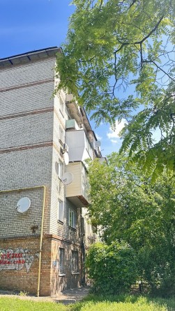 Продажа Двухкомнатная 3/5  5 гор больница . - фото 1