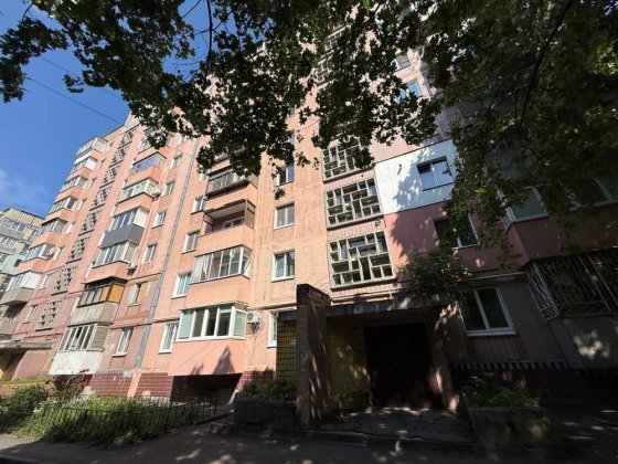 Актуальна! Продам 1к квартиру на 5 этаже на пр. Олександра Поля