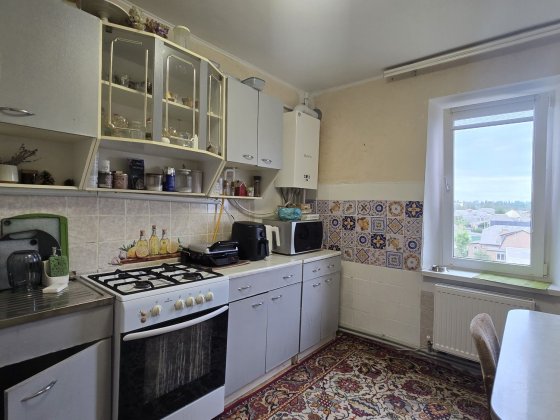 Продаж 2к,  район Кущівка,АГВ,5/9
