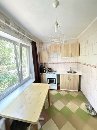 ТЕРМІНОВИЙ Продаж 1-х кімн, Запорозького козацтва, р-н Пошти, Поверх 2/9, Площа 40 кв м , Хортицький - фото 1