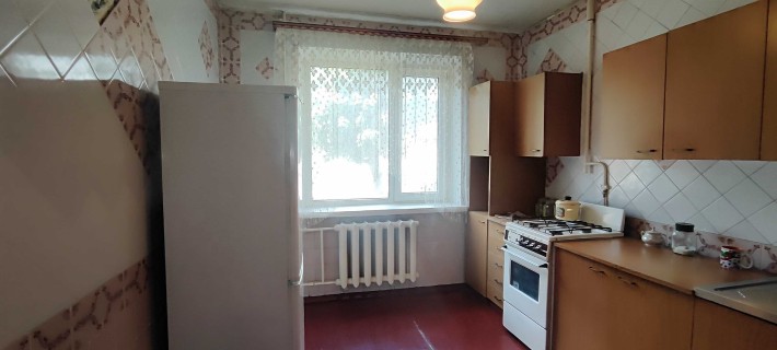 Продається двокімнатна квартира покращеного планування у центрі міста - фото 1