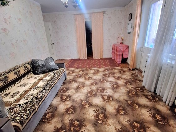 ПРОДАМ 3кв ост.Почта 1/9эт. цена 23 000 у.е Запоріжжя