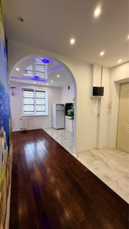 Продаж 2-кімнатної квартири з новим ремонтом по вул. Мазепи. - фото 1
