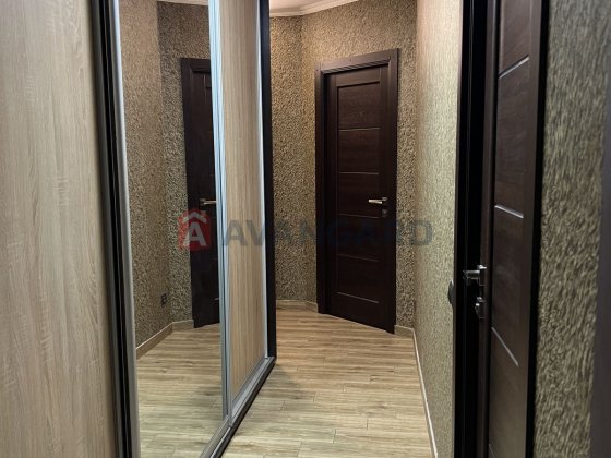 Продаеться 3 кім квартира  Сертифікат Запоріжжя