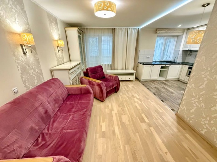 Продам 3 кімнатну квартиру вул. Гоголя 10а - фото 1