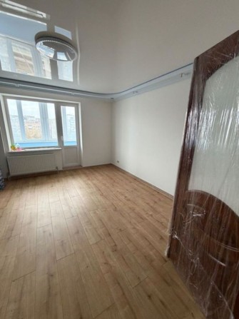 Продам 3-х кімнатну квартиру з новим ремонтом р-н ближнє Жадова - фото 1