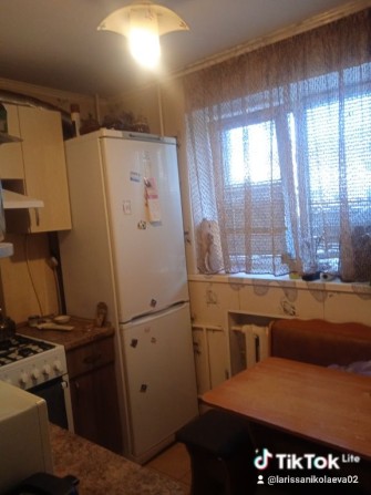 Продам хорошу двокімнатну квартиру на катрановці - фото 1