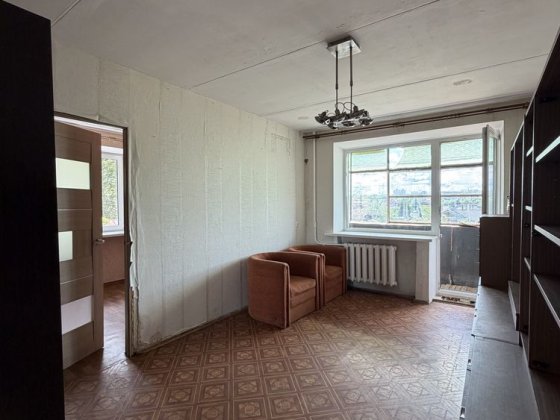 Продам 3к квартиру на вул Полігонна, 22а, другий поверх