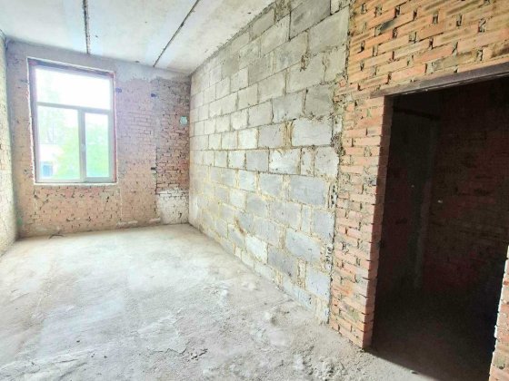 Продам дворівневу квартиру вільного планування на Новомиколаївці. Кропивницкий