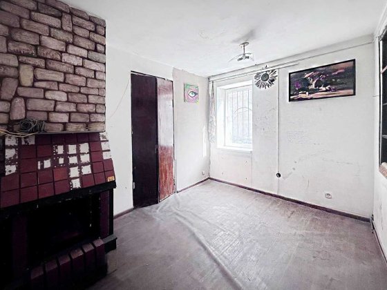 Продам 2-кім в ЦЕГЛІ р-н ЦЕНТР (719804)