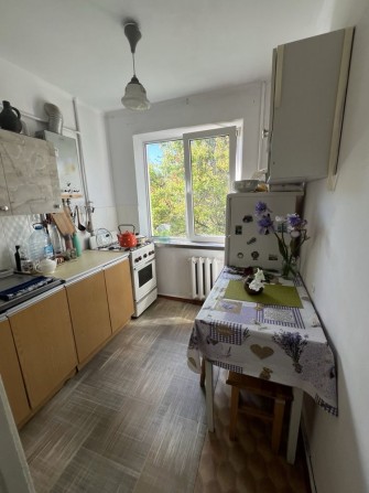 Продам 2 кімнатну квартиру по вулиці Крошенська - фото 1