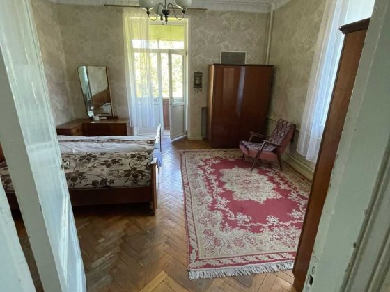 Продается 3-х к. полнометражка по ул. Лобановского под ремонт 86 кв.м Запоріжжя