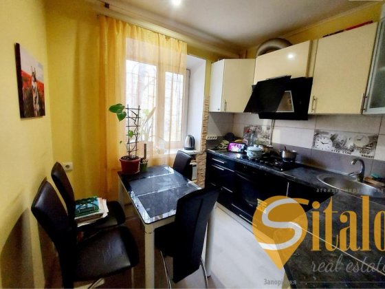 Продаж 2к.кв. по  вул. Магістральна (035) Запорожье