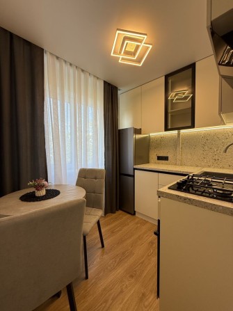 Продам квартиру с новым ремонтом, Косиора, Петра Калнышевского - фото 1