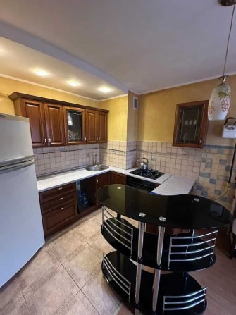 продам просторную 3-к квартиру проспект Героев Победа 6 Соборный - фото 1