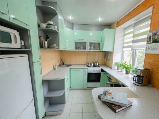 Продам 3х комнатную квартиру пр. А.Поля