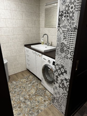 Продам 2 кімнатну квартиру на вул. Алана Шепарда - фото 1