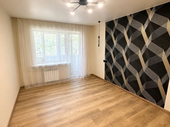 Продается 3 ком квартира в Осипенковском р-не по улице Узбекистанская Запоріжжя