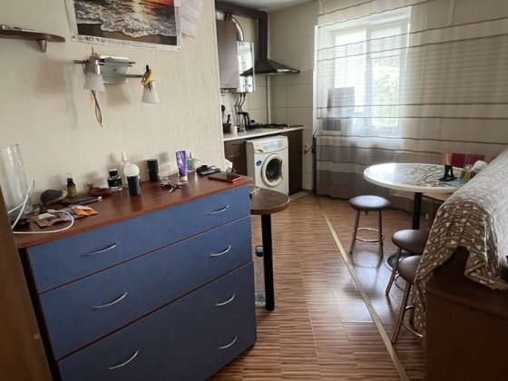 Продам 2- комнатную квартиру центр  Олександрівський район Запоріжжя