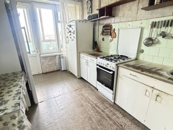 Продажа 3х ком.кв по ул. Героев Полка Азов ( Бульвар Гвардейский) -25500$ Запоріжжя
