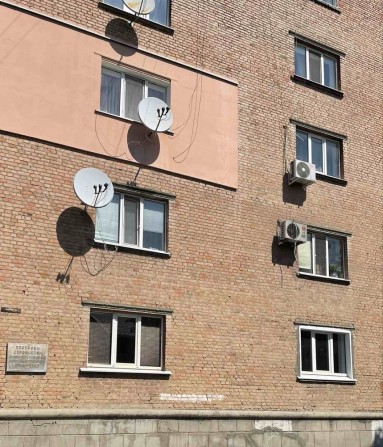Продам 2 кімнатну квартиру( Чміленка) - фото 1