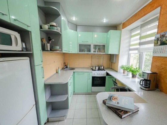 Продам уютную 3-к квартиру проспект Поля Кирова Славутич Зеленый Гай