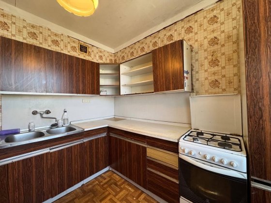 СРОЧНО! Продам 3-к квартиру Победа. Бульвар Славы Проспект Героев Днепр