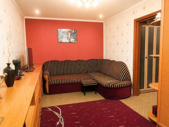 Продам 2 кімн квартиру Лівобережний-2 6/9 поверхівки Одна з найкращіх локацій