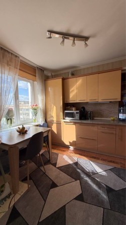 Продам квартиру на пр. Поля (Кірова) 3х кімнатна, ваучер - фото 1