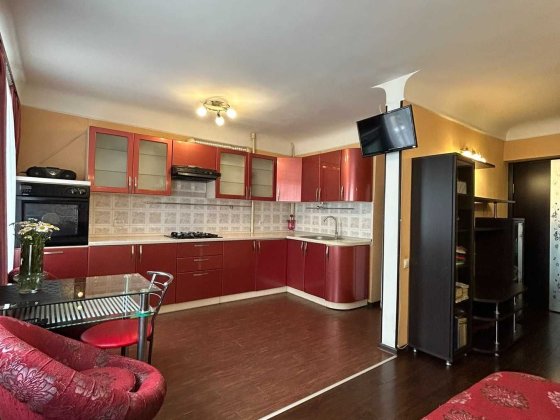Продам 2к квартиру в Центре на Челюскина 51 м.кв Дніпро