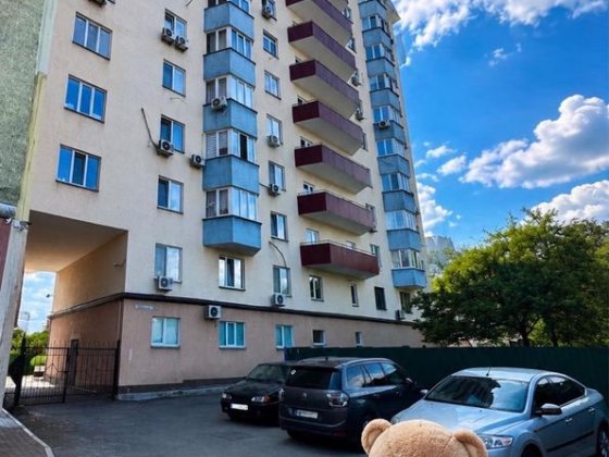 Продам 3к квартиру. ЖК Мандрыковский. Ул Мандрыковская 136. Победа 2