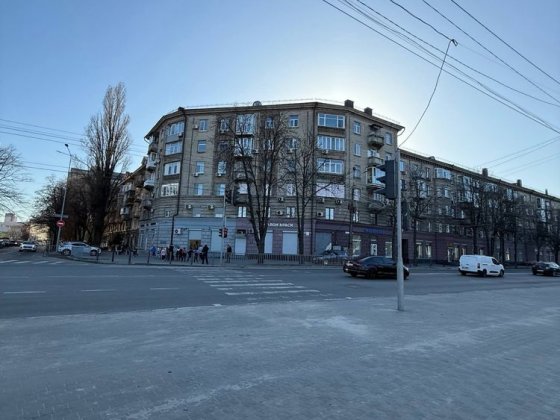 Продам 2к квартиру Центр Сичеславская Набережная